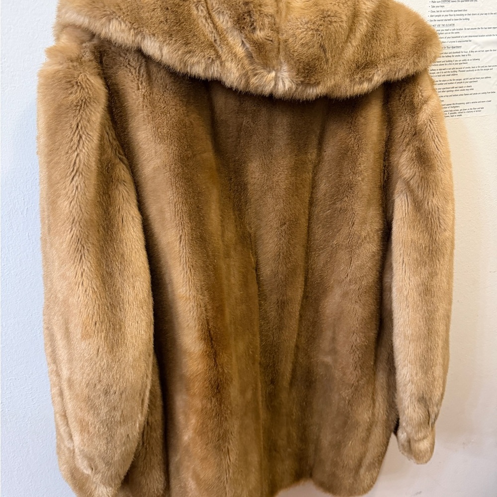 Elegant Tan Teddy Jacket - Picture 2 of 9